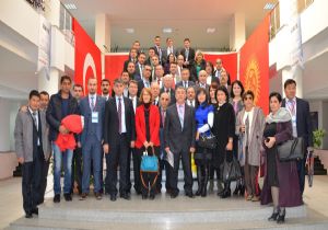 Manas’ta Türk Dünyası Vatandaşlığı Zirvesi