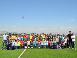 Emniyet Futbol Okulu açtı