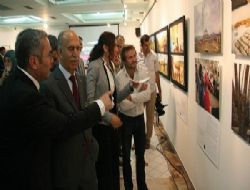 ‘Türkiye’de ZAMAN’ Fotofest’te