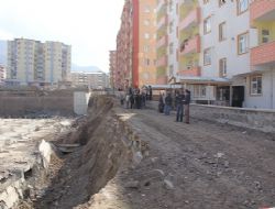 Yıldızkent’te göçük paniği