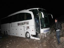 Erzincan yolunda kaza: 19 yaralı