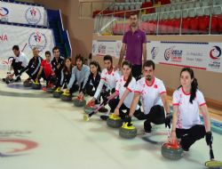 Curling Erzurum kampı başladı