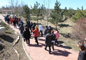 Erzurum da  Sağlık Çalışanlarıyla Yürüyoruz  etkinliği 