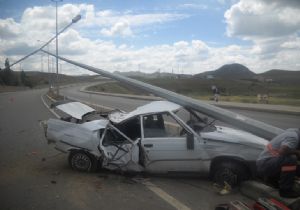 Tercan yolunda trafik kazası: 4 yaralı