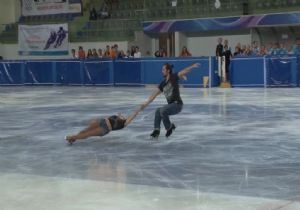 Vizyon Buz Spor Kulubünden gala gösterisi