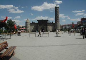 Erzurum milli coşkuya hazırlanıyor