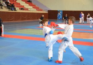 Erzurum Karate Ligi başladı