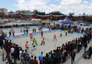 Erzurum’da sokak futbolu heyecanı yaşandı