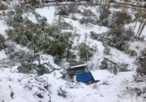 Kar köyleri elektriksiz bıraktı