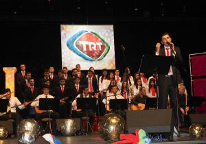 TRT Gençlik Korosu üniversitelilerle buluştu
