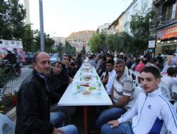 2 bin kişi iftar sofrasında buluştu