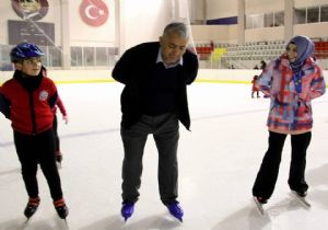 Buzda ‘Ailemle Spor Yapıyorum’ projesi