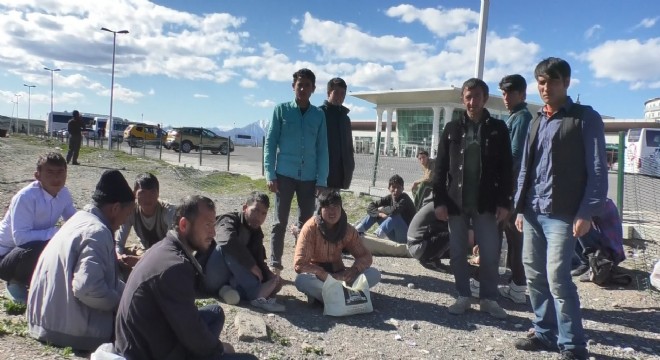 591 Afgan göçmen sınır dışı edilecek