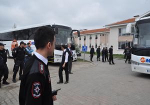 71 göçmen Erzurum’a sevk edildi