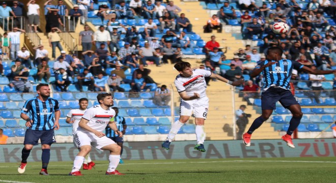 Adana Demirspor zor da olsa kazandı : 2-1