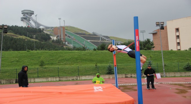 Atletizmin nabzı Erzurum’da attı