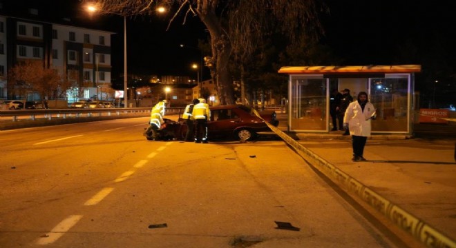 Bayburt yolunda trafik kazası: 1 ölü, 1 yaralı