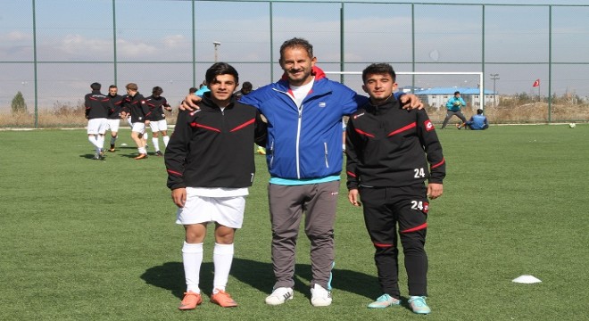 Baydan, Erzurum futbol altyapısını değerlendirdi