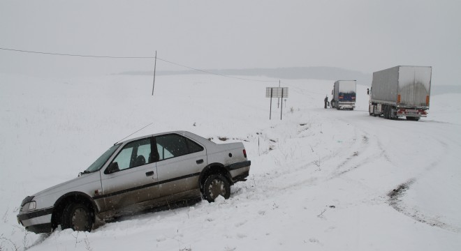 Bingöl-Erzurum yolu ulaşıma kapatıldı