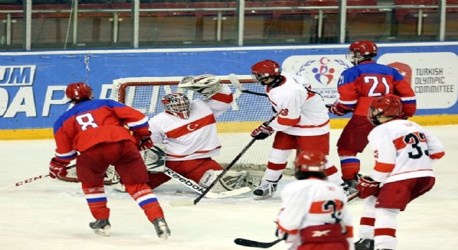 Buz Hokeyinde ilk maç Rusya nın