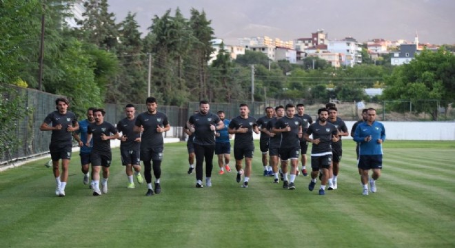 Denizlispor 5 Temmuz’da Erzurum’da kampa girecek.