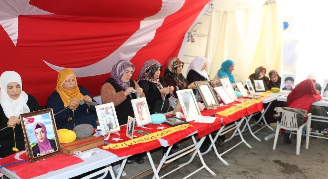 Diyarbakır Annelerinden depremzedelere destek