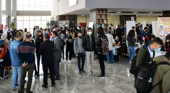 ETÜ'de Öğrenci Kulüpleri Tanıtım Festivali düzenlendi