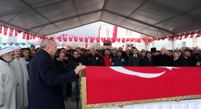 Erdoğan, Dadaş şehidi uğurladı