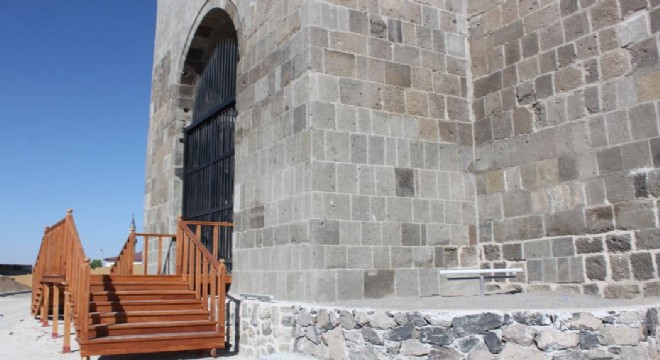 Erzurum Kalesi restorasyonu devam ediyor