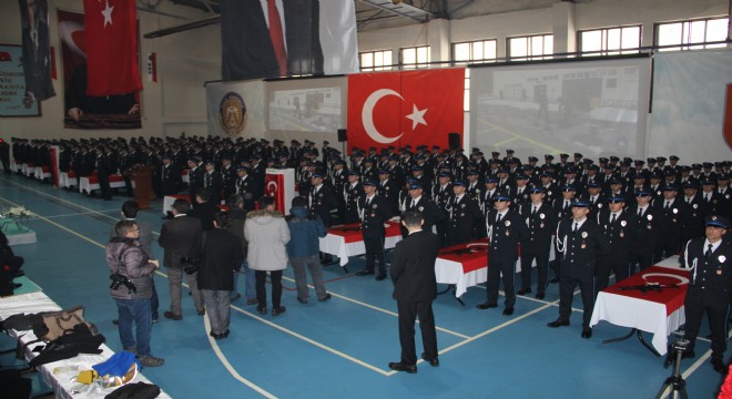 Erzurum POMEM’de mezuniyet sevinci