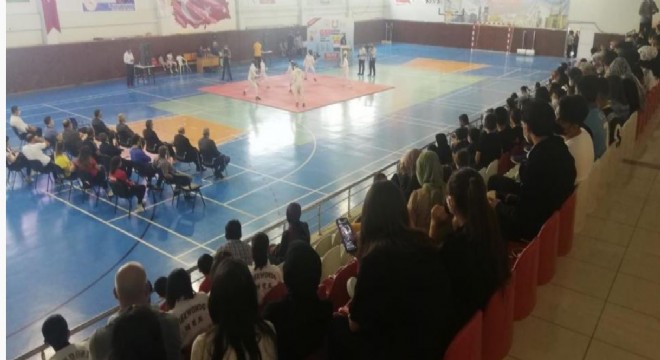 Erzurum Yaz spor okulları açıldı