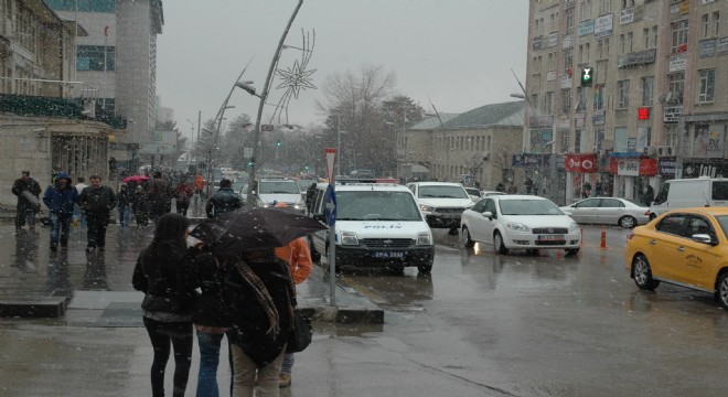 Erzurum’da 2 gün yağmur, 3 gün güneş var