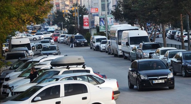 Erzurum’da Nisan’da 3 bin 265 araç devredildi