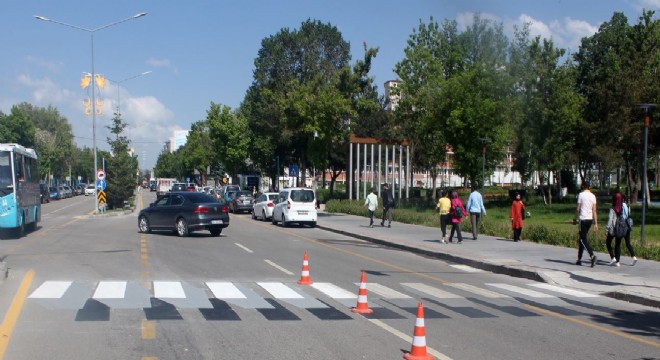 Erzurum’da “Yaya Öncelikli Trafik” düzenlemesi