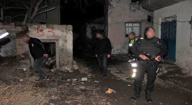 Erzurum’da, aranan 17 kişi yakalandı