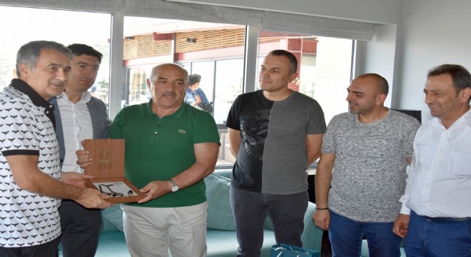 Erzurumspor yönetimi, BJK Heyetini ziyaret etti