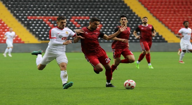 Eskişehirspor ateş hattından sıyrıldı: 1-4