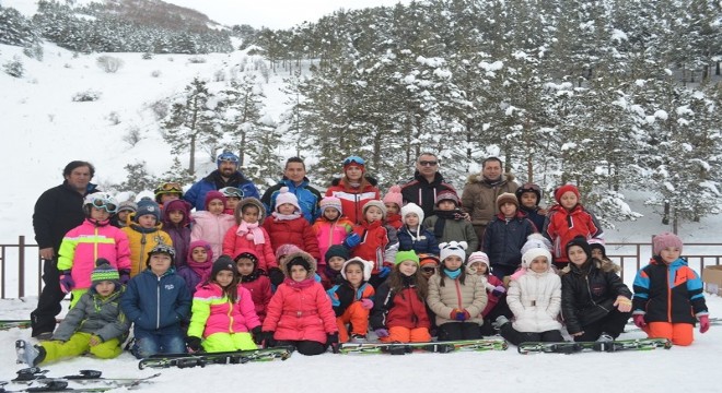 GHSİM den kayak eğitimi