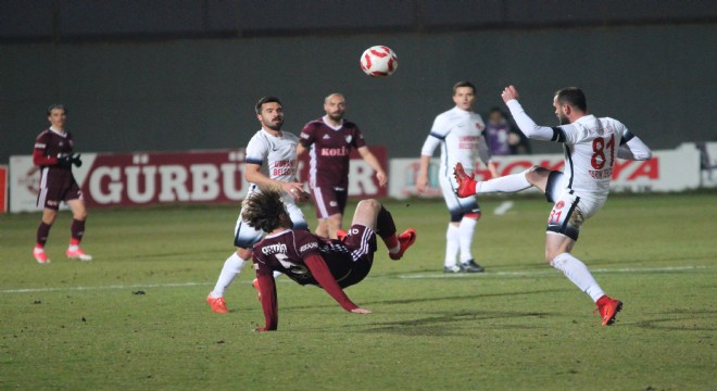 Gakkoşlar Ümraniyespor a gol yağdırdı