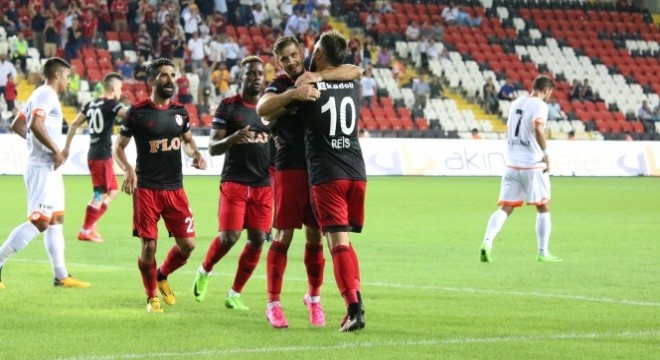 Gazişehir Adanaspor u farklı yendi: 4-0