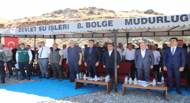 Hınıs Başköy Barajı'nda su tutma töreni
