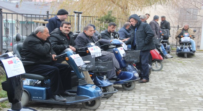 Hollanda daki Türklerden engellilere yardım eli