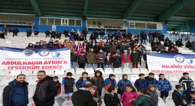 İlk kez Erzurumspor maçını izlediler