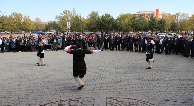 Kafkas Üniversitesi’nden Kafkasya Halk Kültürü kongresi
