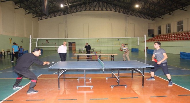 Oltu’da masa tenisi heyecanı