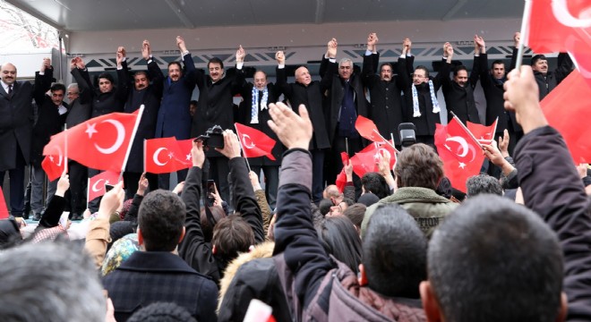 Sekmen: “AK Parti belediyecilikte de çığır açmıştır”