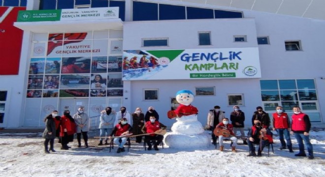 Yakutiye Gençlik Barış Manço yu andı