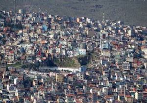 Erzurumlu baba cinnet geçirdi: 2 ölü, 1 yaralı