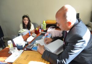 Erzurum’da 4.4.2014 Saat 4 nikahı
