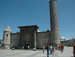 Erzurum’da tarih turizmi öne çıktı